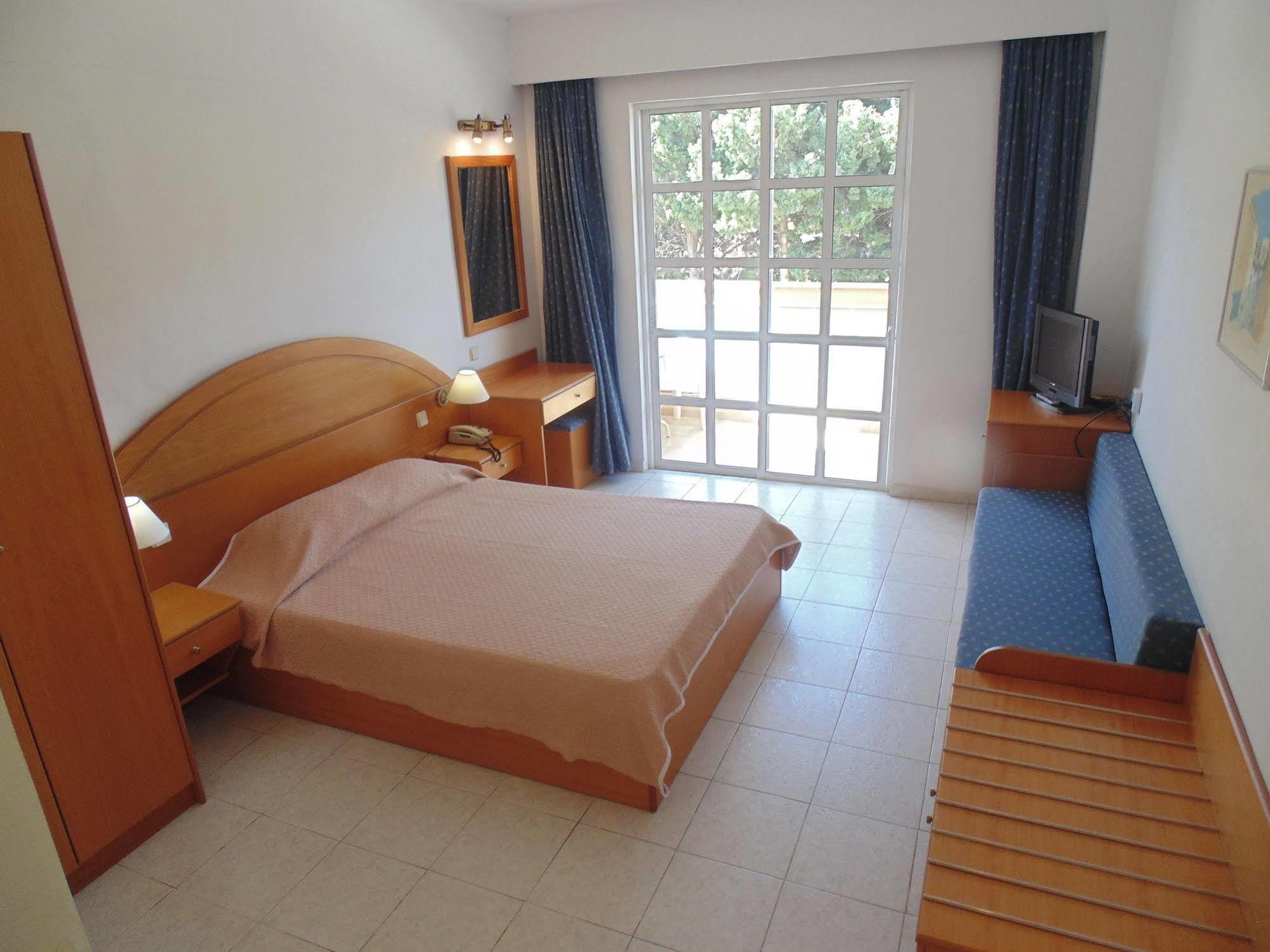 Alfa Hotel Κολύμπια Εξωτερικό φωτογραφία